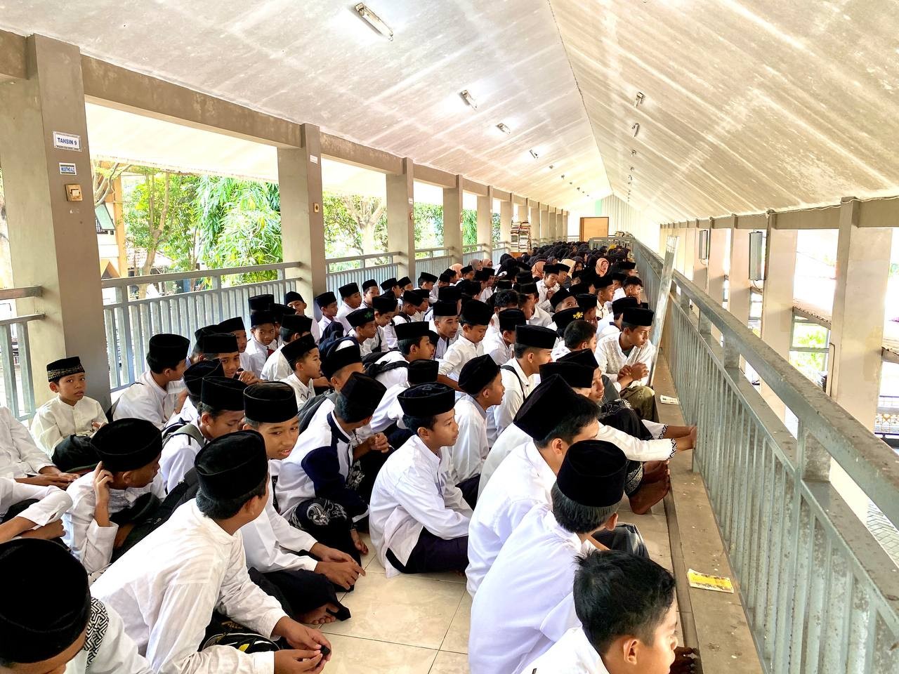Melafalkan Tahlil Mengejawantahkan Hormat Kepada Pemimpin Islam